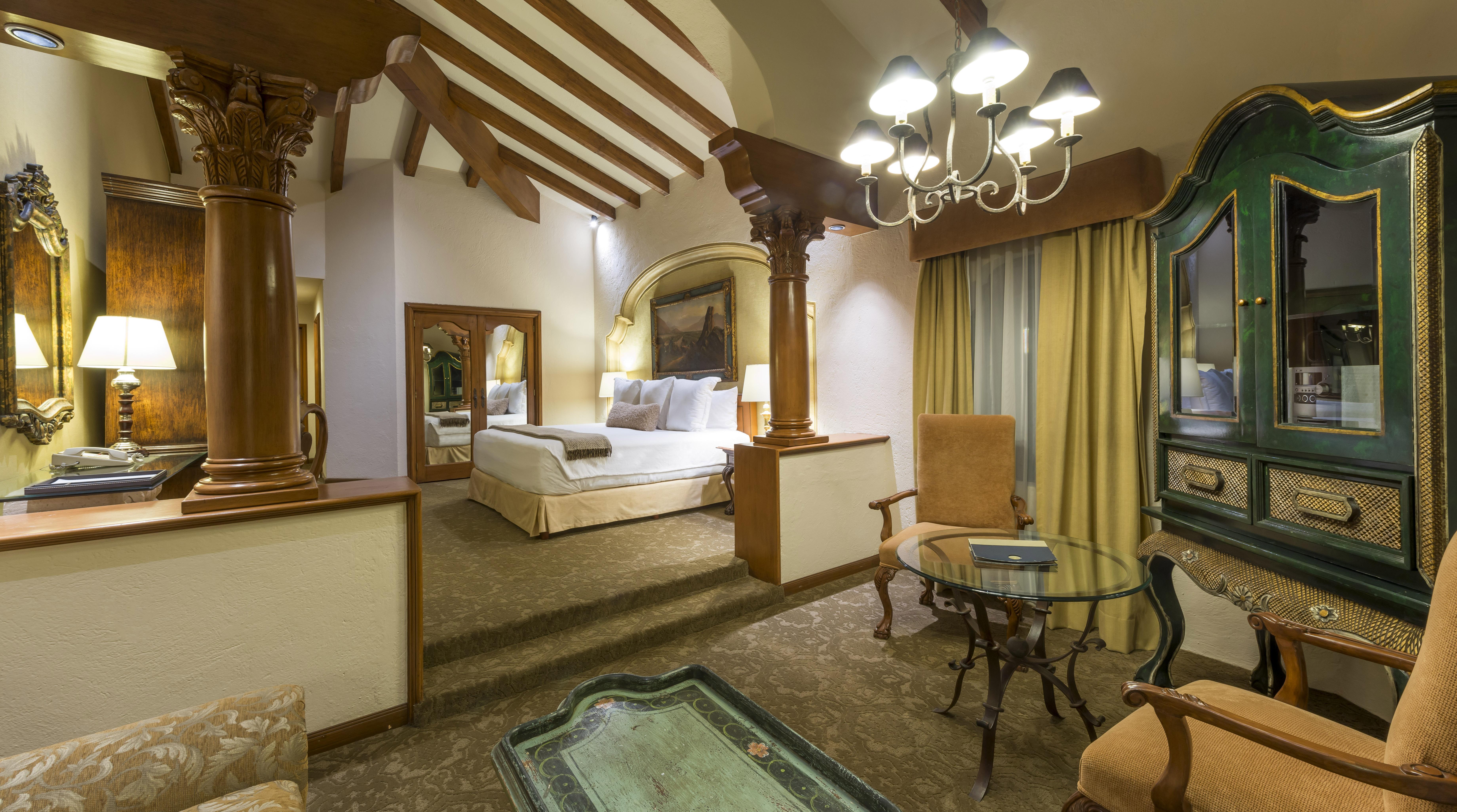 Hotel Quinta Real Guadalajara Extérieur photo