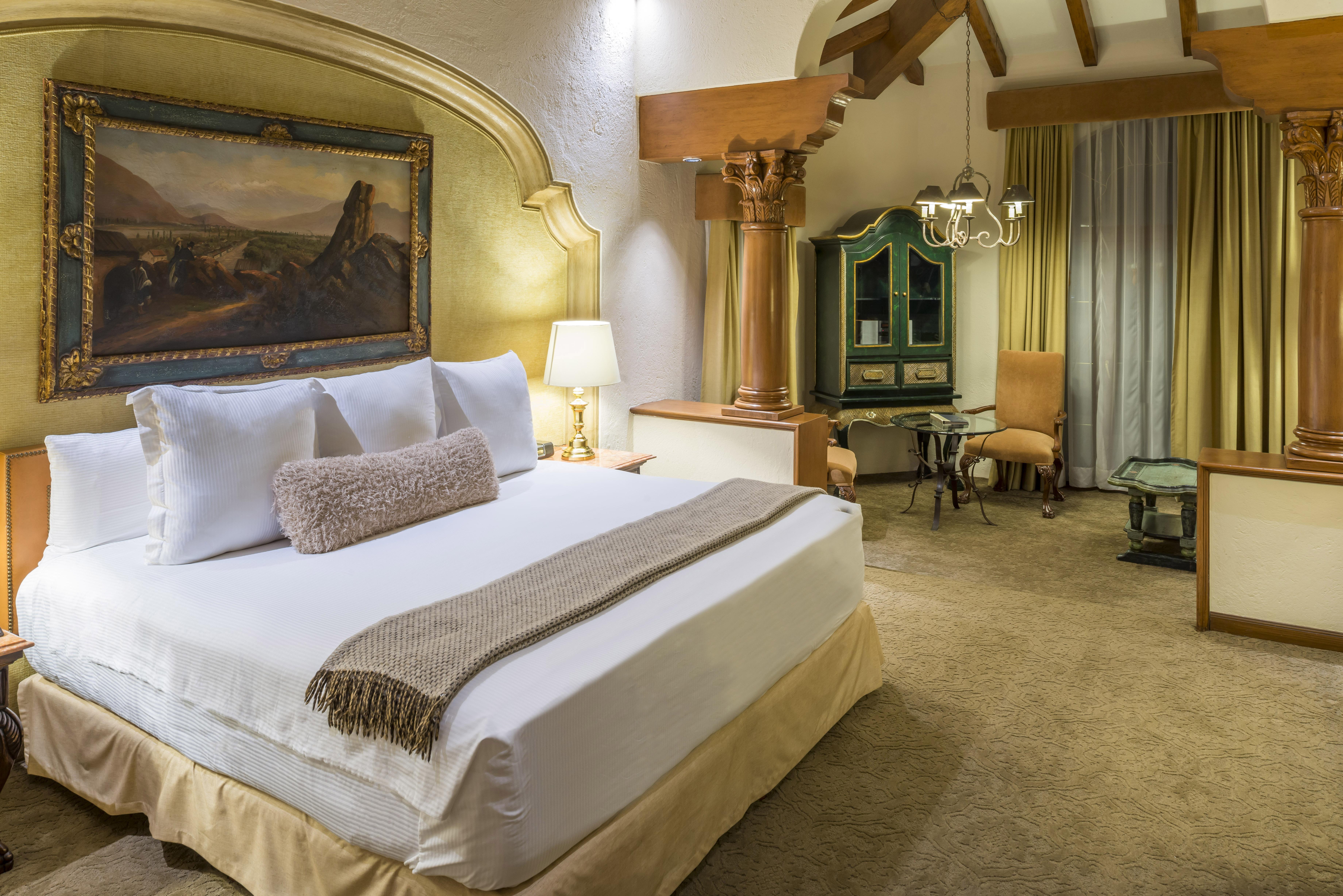 Hotel Quinta Real Guadalajara Extérieur photo