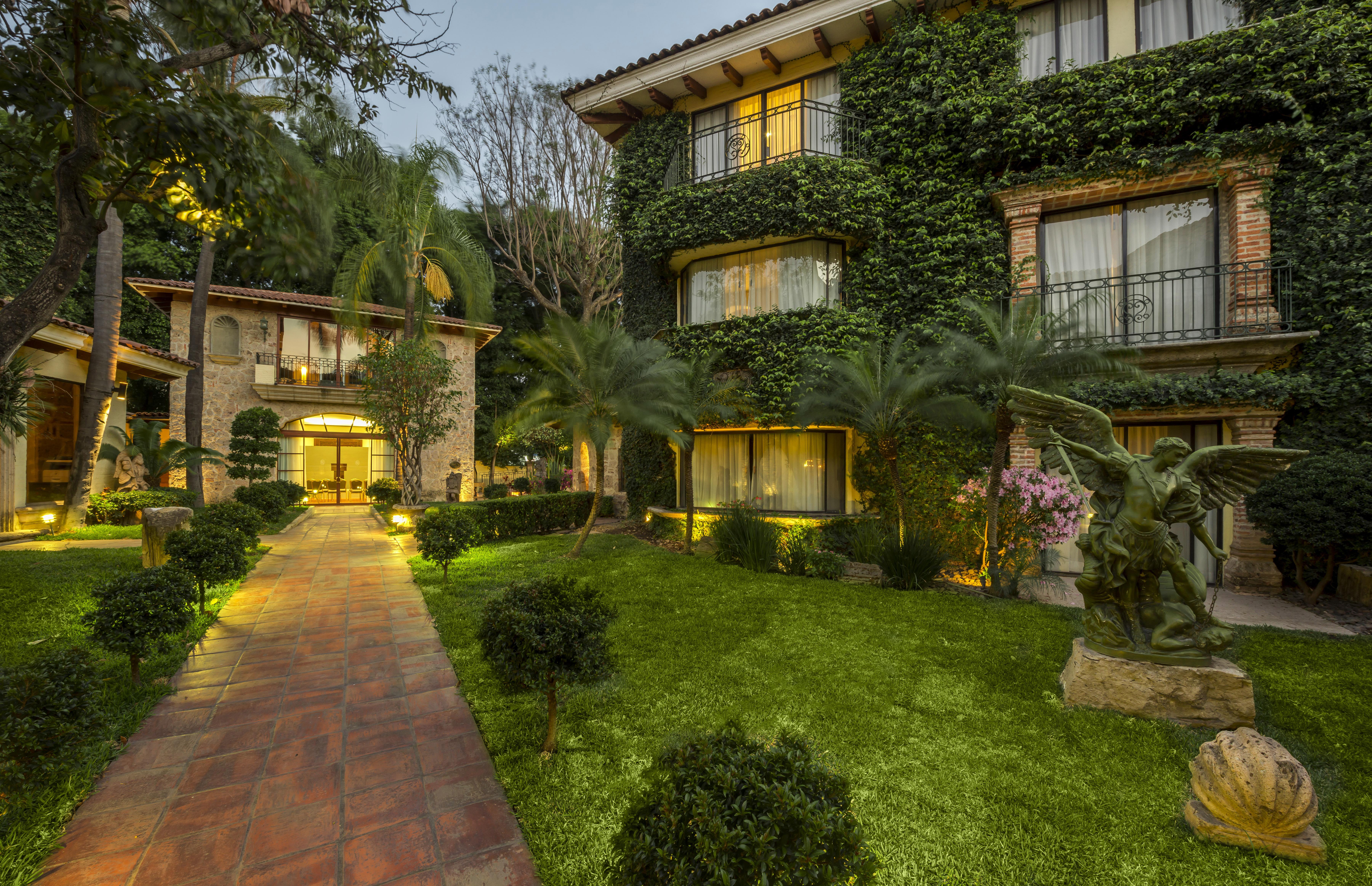 Hotel Quinta Real Guadalajara Extérieur photo