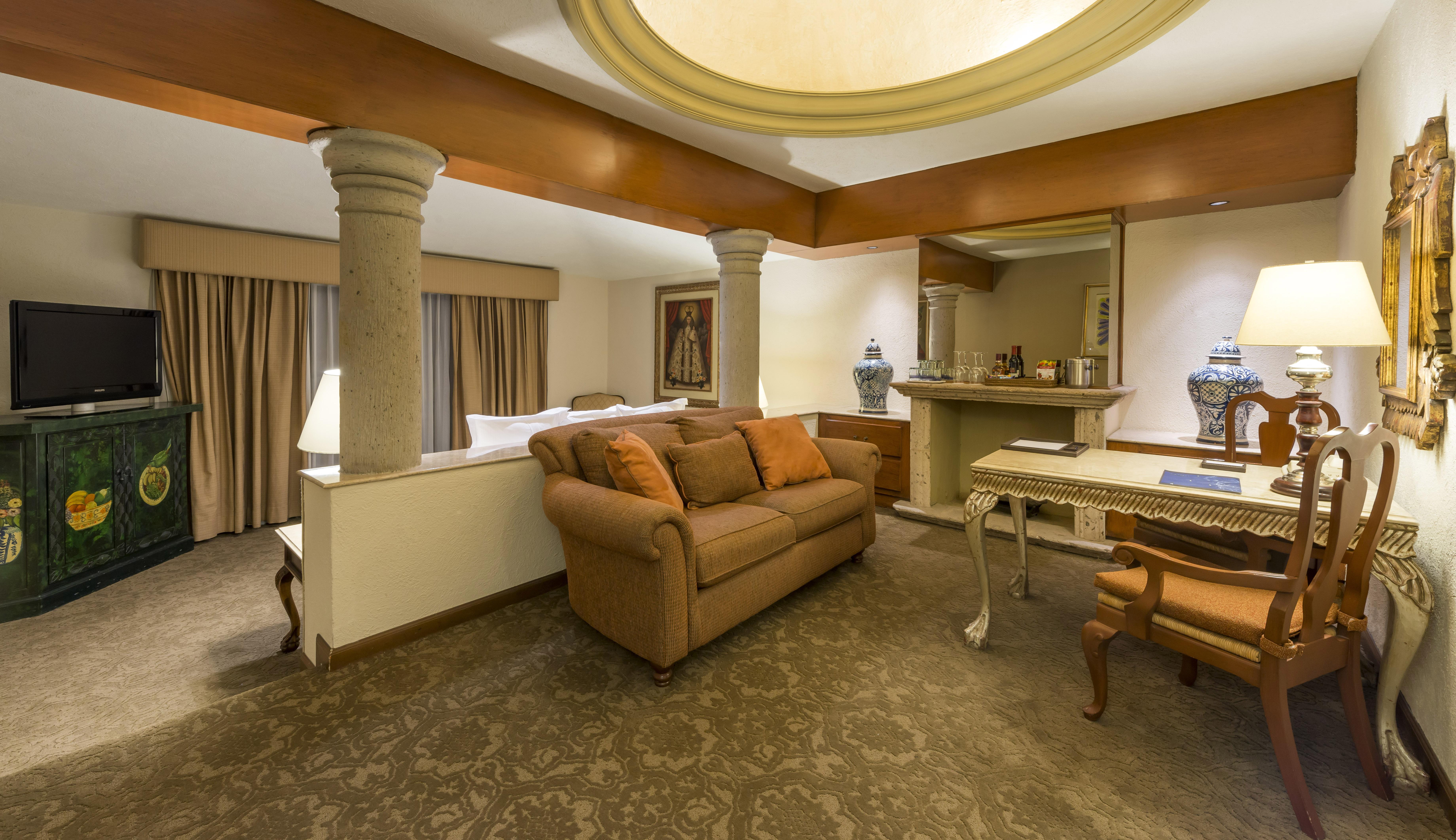 Hotel Quinta Real Guadalajara Extérieur photo