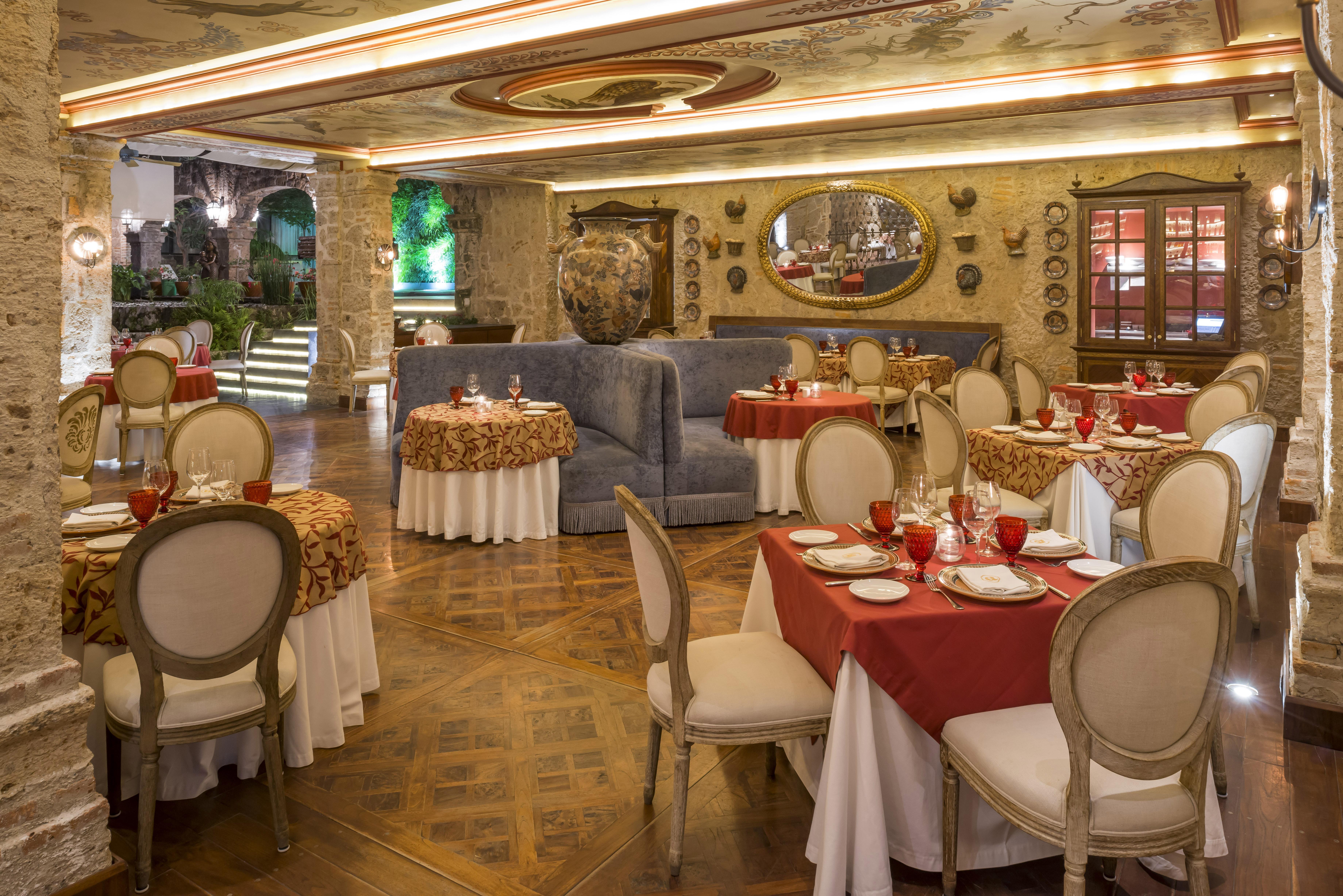 Hotel Quinta Real Guadalajara Extérieur photo