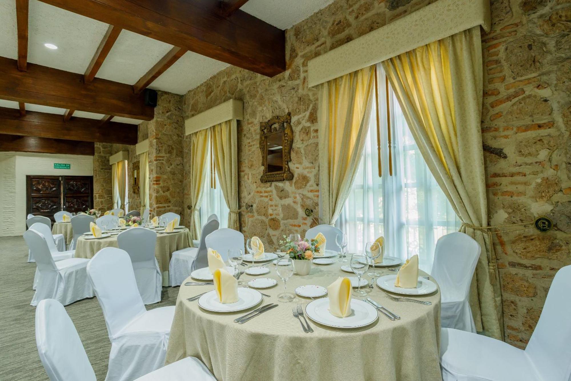 Hotel Quinta Real Guadalajara Extérieur photo