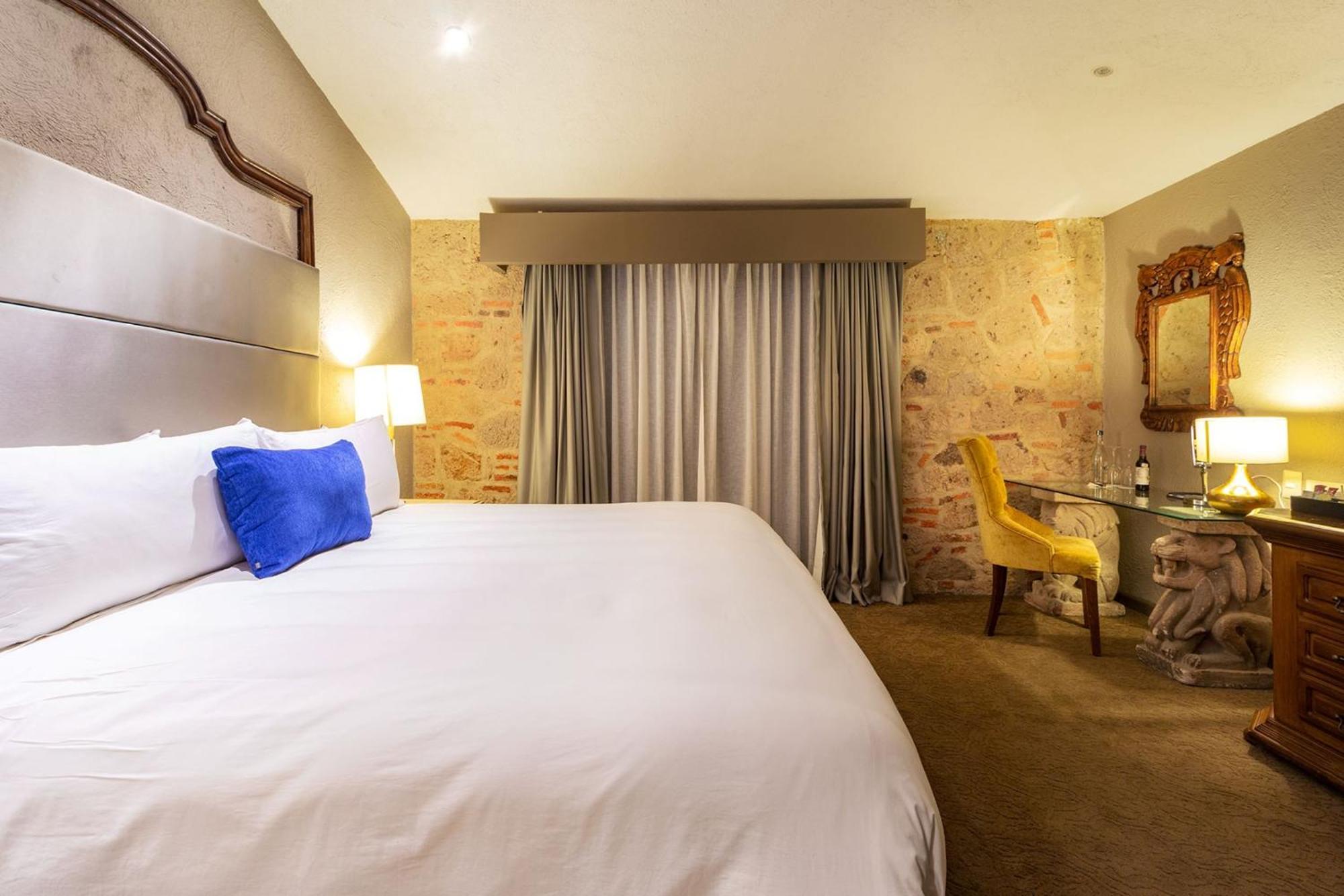 Hotel Quinta Real Guadalajara Extérieur photo