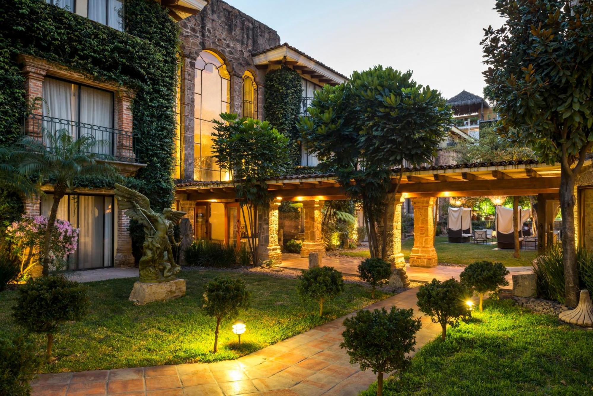 Hotel Quinta Real Guadalajara Extérieur photo